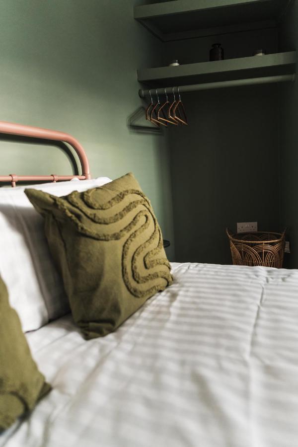 Wych Cottage, Striking 2 Bed, Parking, Ground Floor Flat - Step Free Somerton  Eksteriør billede