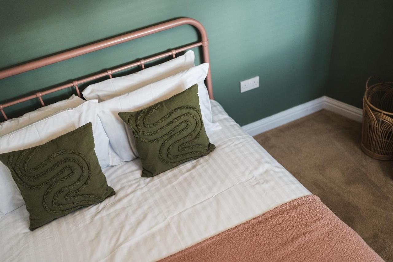 Wych Cottage, Striking 2 Bed, Parking, Ground Floor Flat - Step Free Somerton  Eksteriør billede